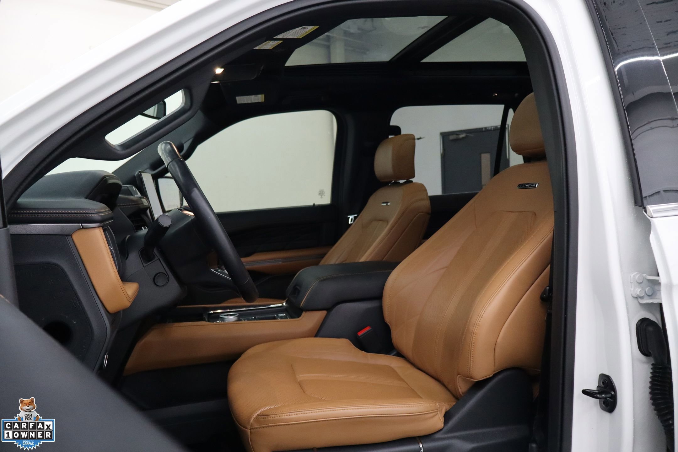 Certified 2023 Ford Expedition Platinum image 19