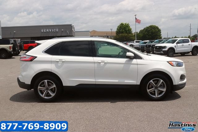 Certified 2024 Ford Edge SEL w/ Convenience Package AWD/4WD image 4