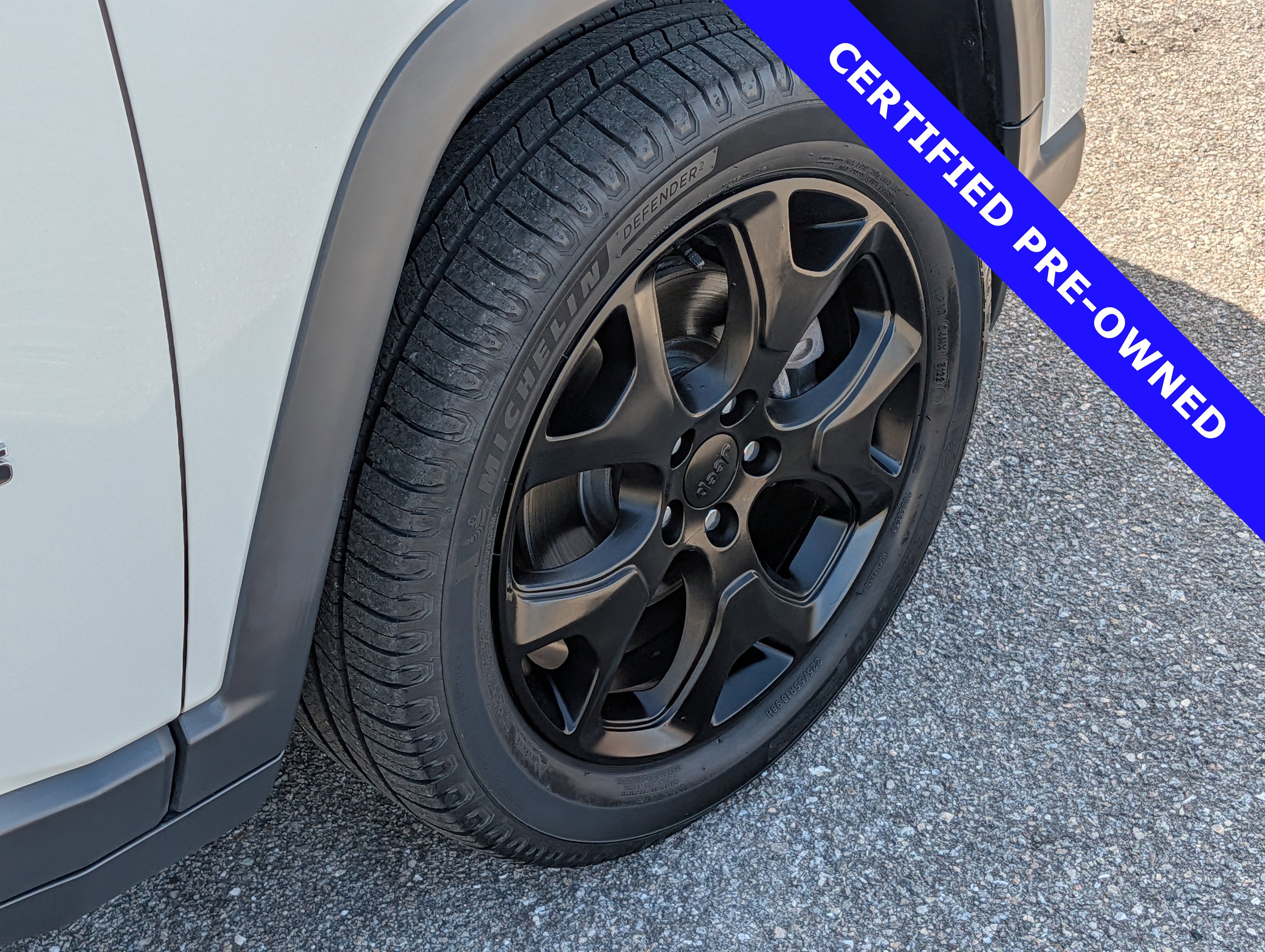 Used 2018 Jeep Compass Limited AWD/4WD image 12