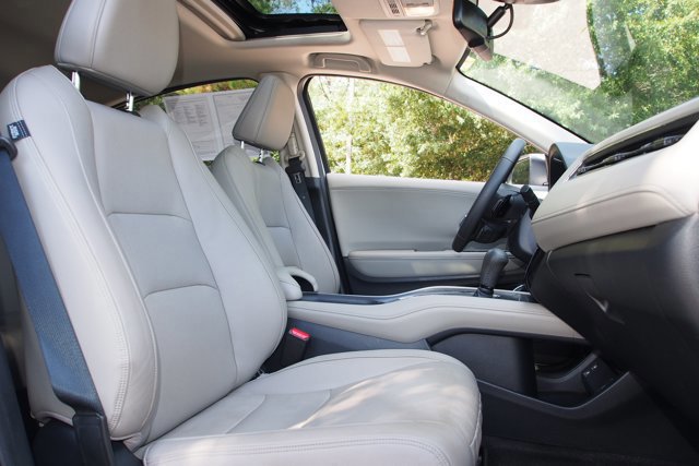 Used 2019 Honda HR-V EX-L image 11