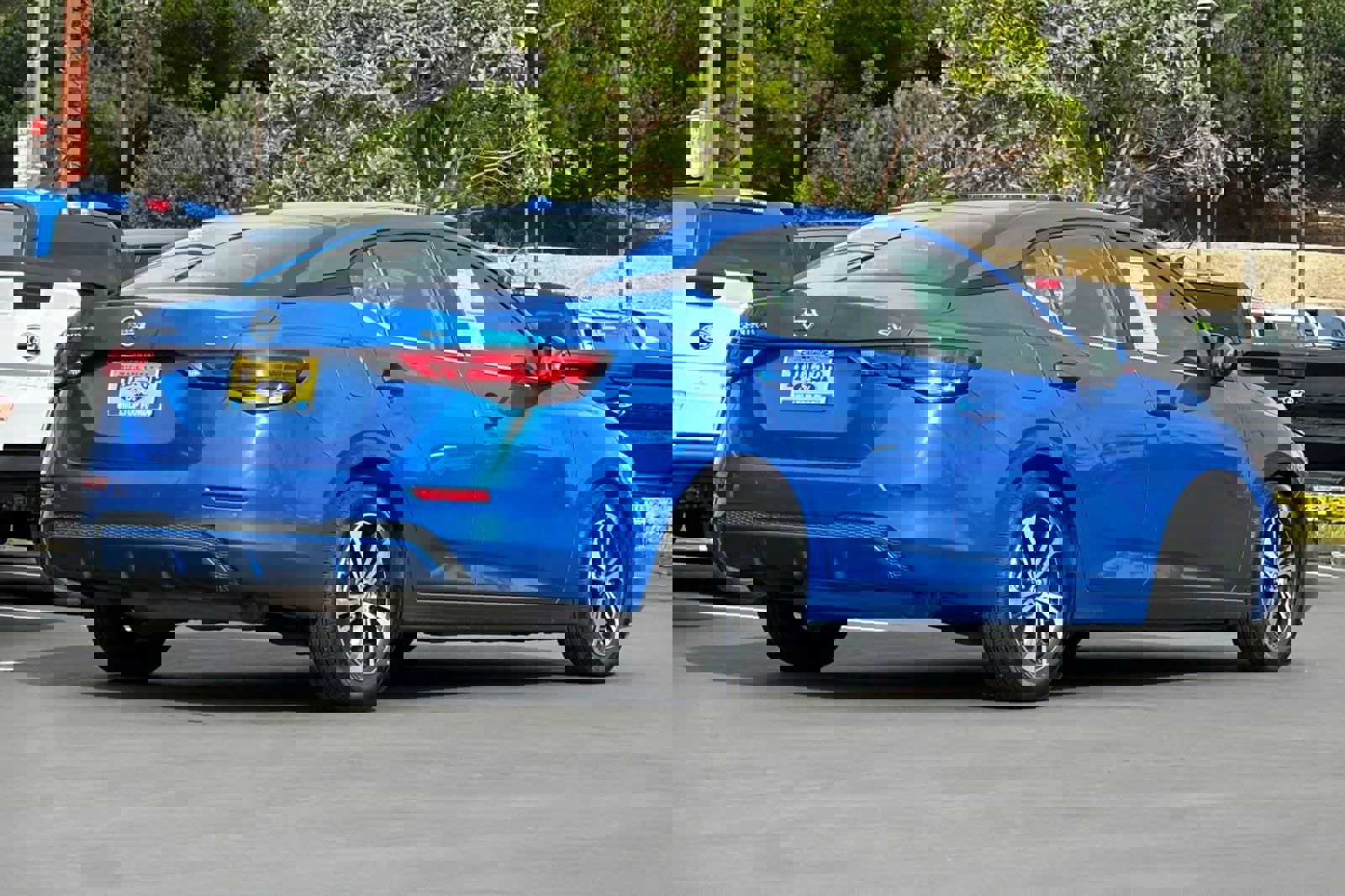 Used 2023 Nissan Sentra SV image 5