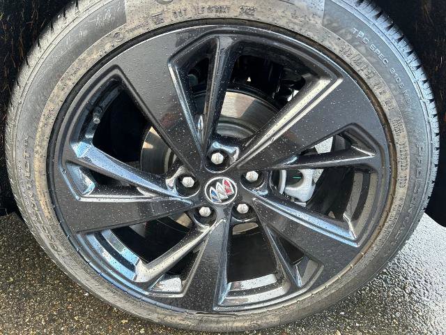 Used 2023 Buick Envision Essence w/ Sport Touring Package image 13