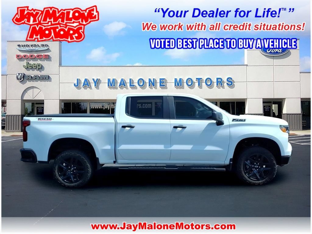 Used 2024 Chevrolet Silverado 1500 Custom Trail Boss w/ LPO, Dark Essentials Package AWD/4WD image 1