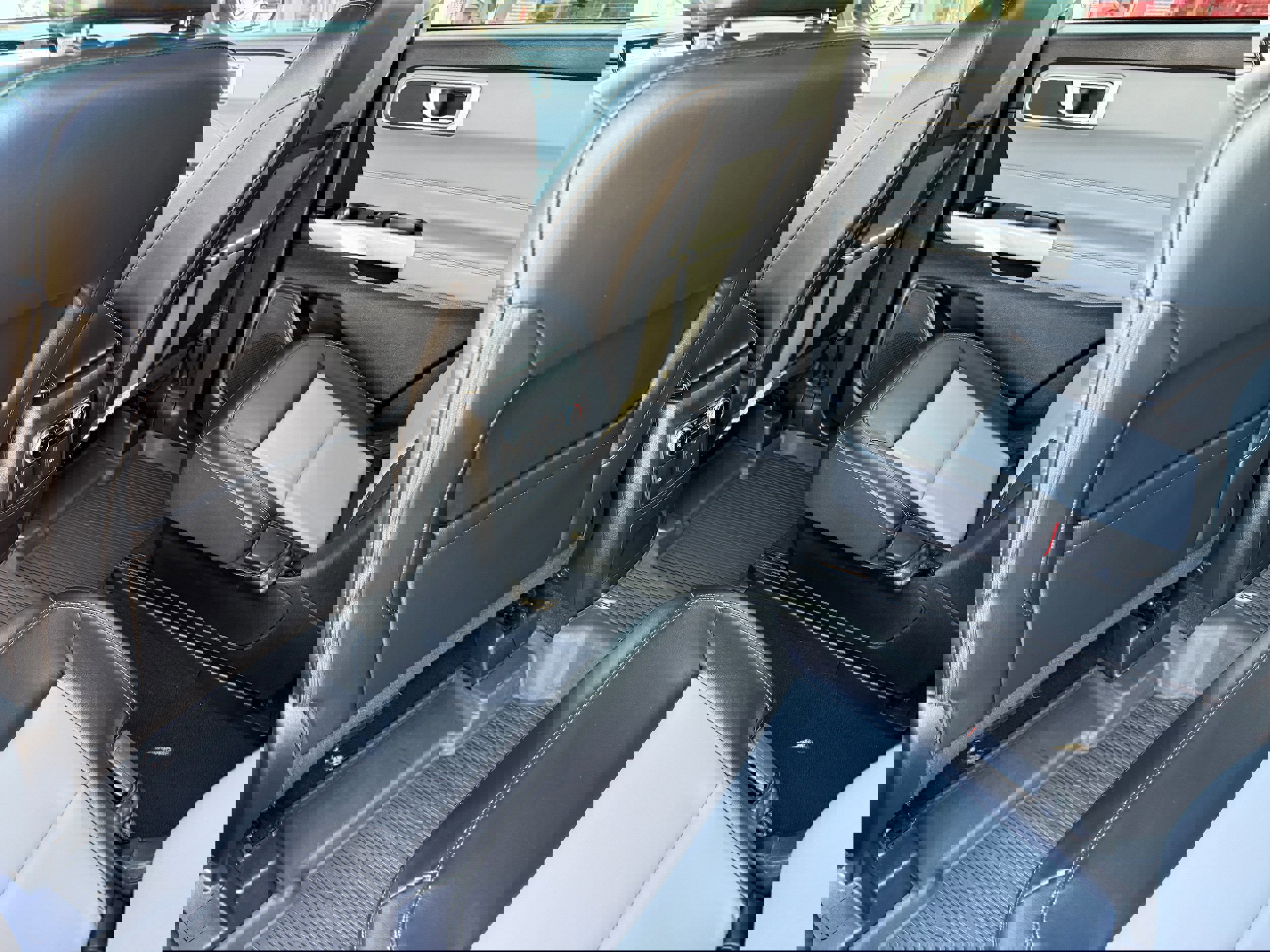 Certified 2023 Ford Explorer XLT w/ Equipment Group 202A image 13