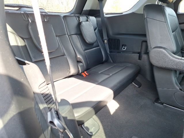 Certified 2023 Ford Explorer Limited w/ Hybrid Equipment Group 310A image 23