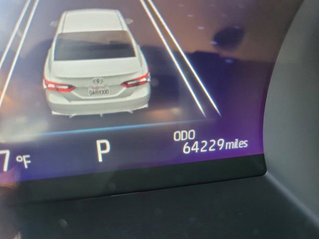 Used 2020 Toyota Camry XSE FWD image 26