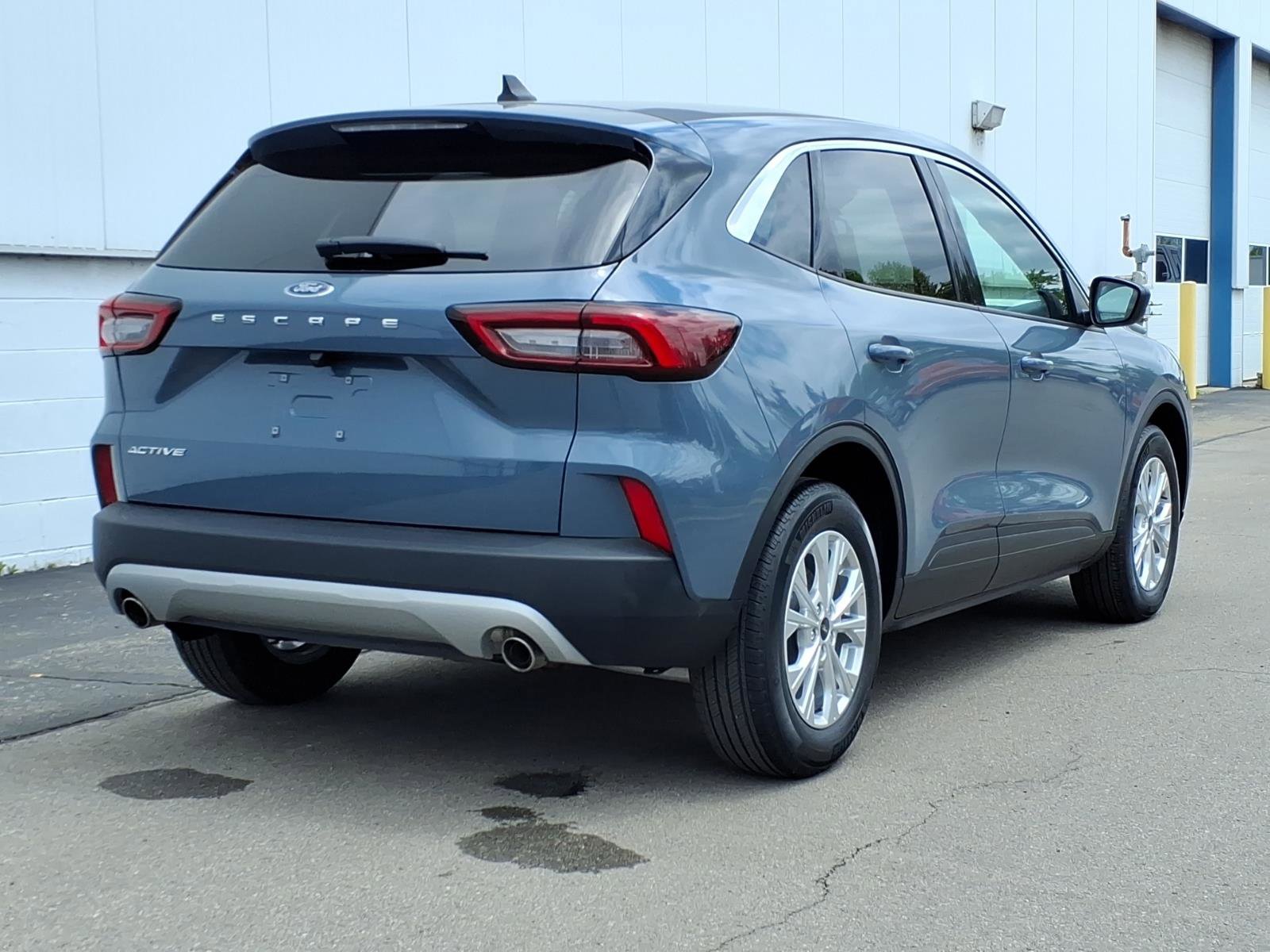 Certified 2023 Ford Escape Active w/ Cold Weather Package FWD image 6