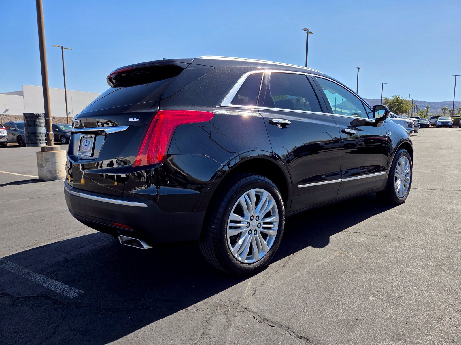 Used 2018 Cadillac XT5 Premium Luxury AWD/4WD image 6