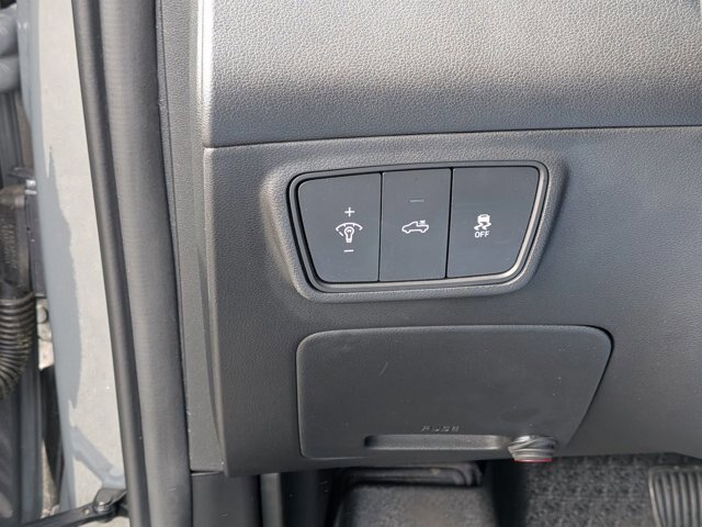 Used 2024 Hyundai Santa Cruz SEL AWD/4WD image 17