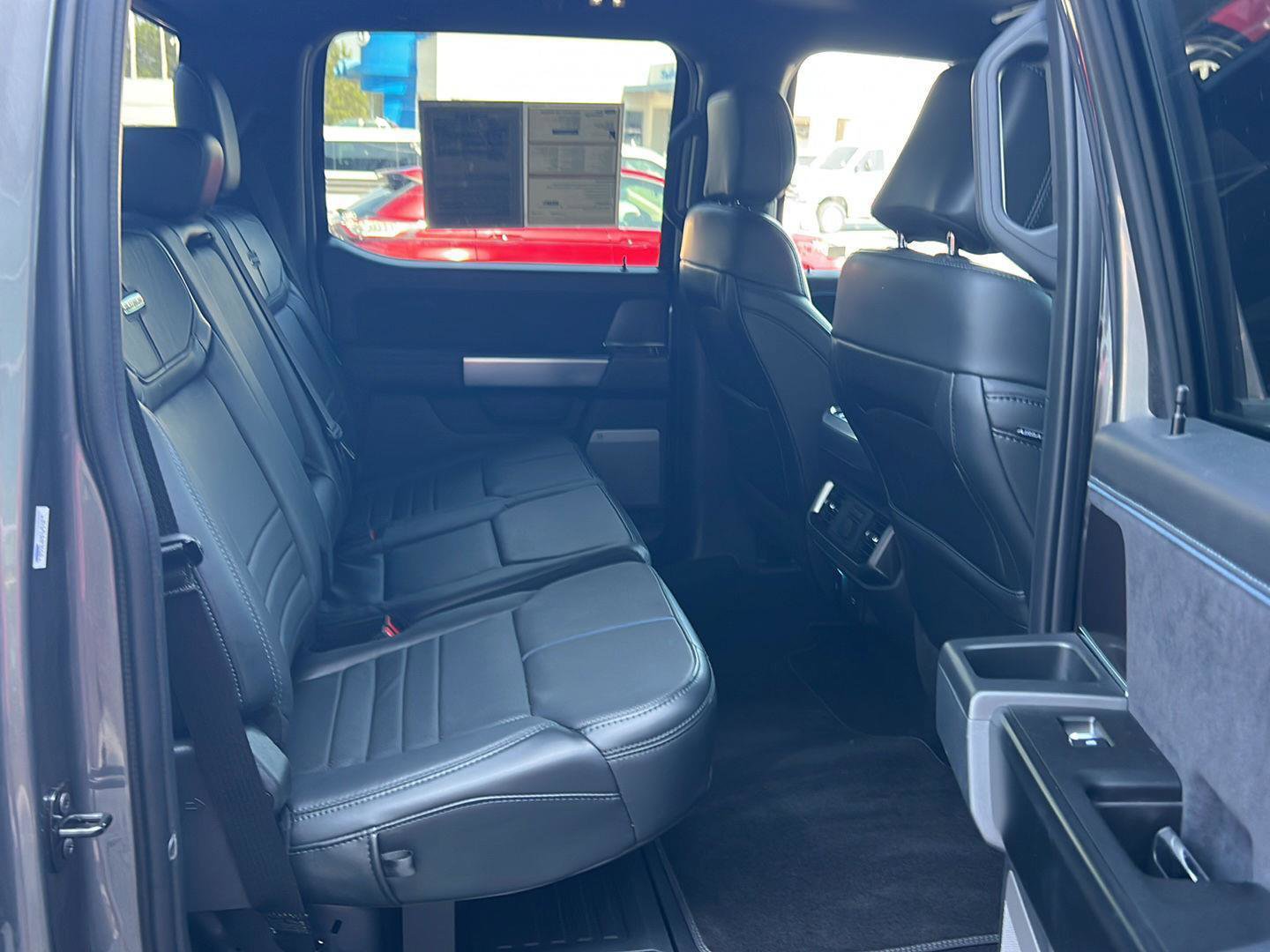 Certified 2024 Ford F150 Platinum w/ FX4 Off-Road Package image 13