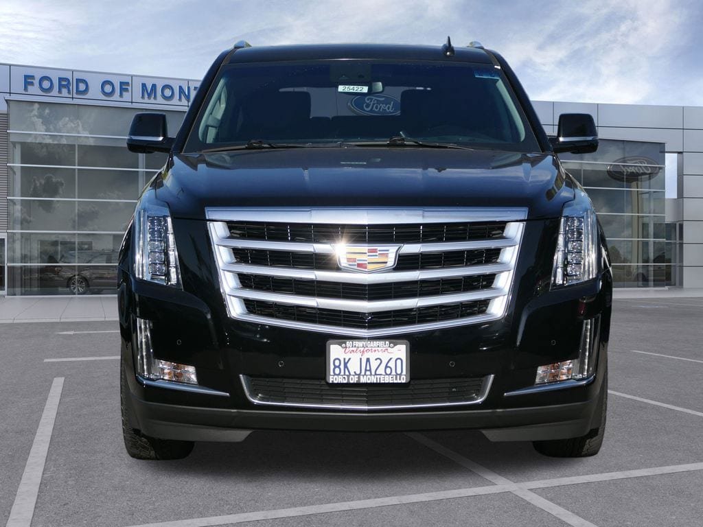 Used 2019 Cadillac Escalade Luxury RWD image 9