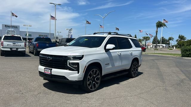 Used 2025 Chevrolet Tahoe RST w/ RST Capability Package AWD/4WD image 8