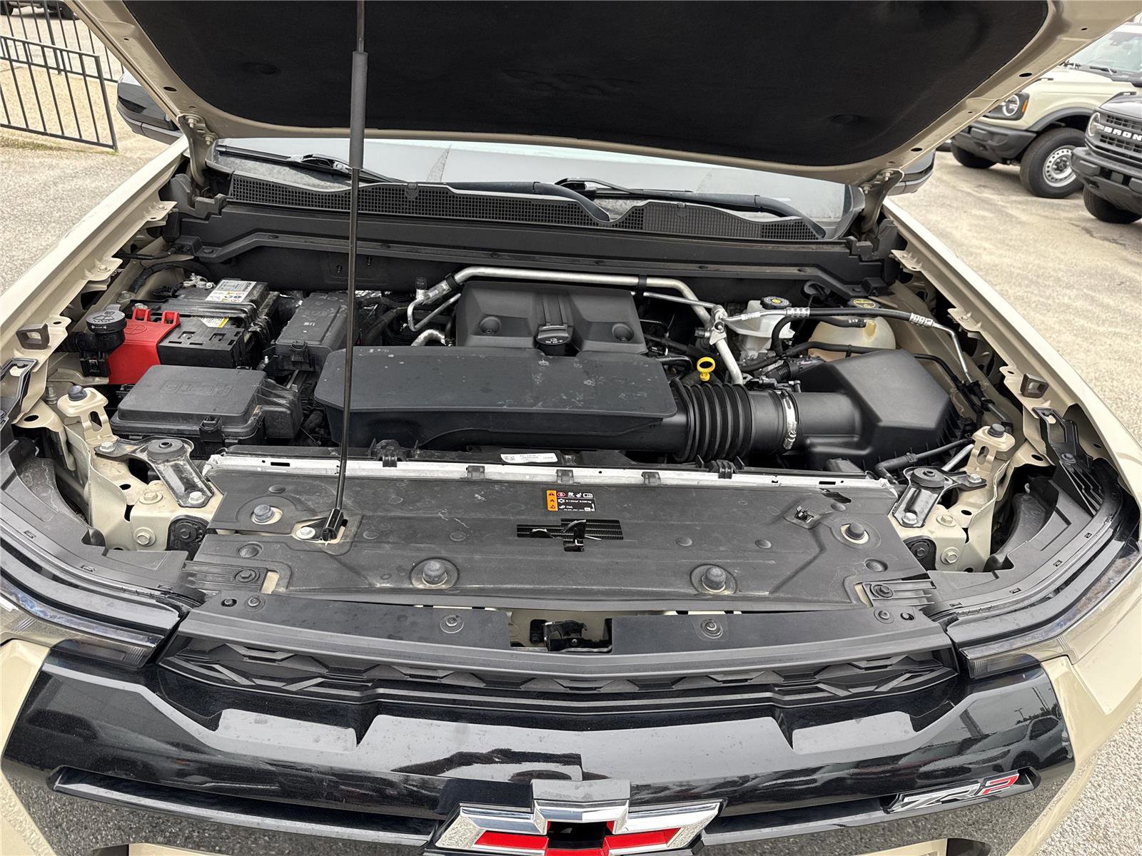 Used 2024 Chevrolet Colorado ZR2 w/ Technology Package image 64