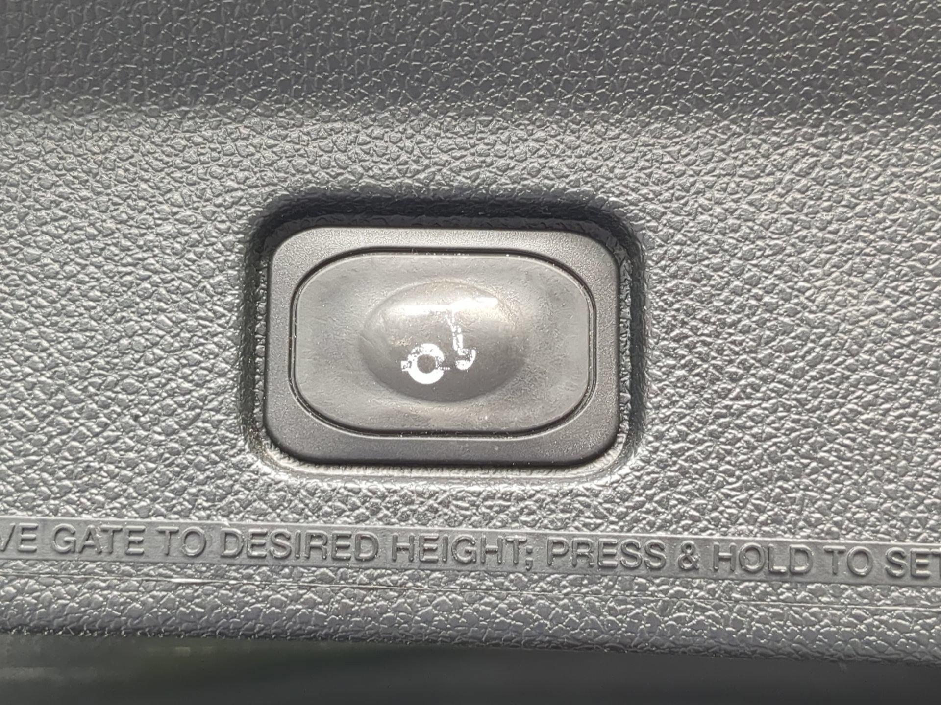 Certified 2017 Ford Explorer XLT w/ Equipment Group 202A FWD image 45