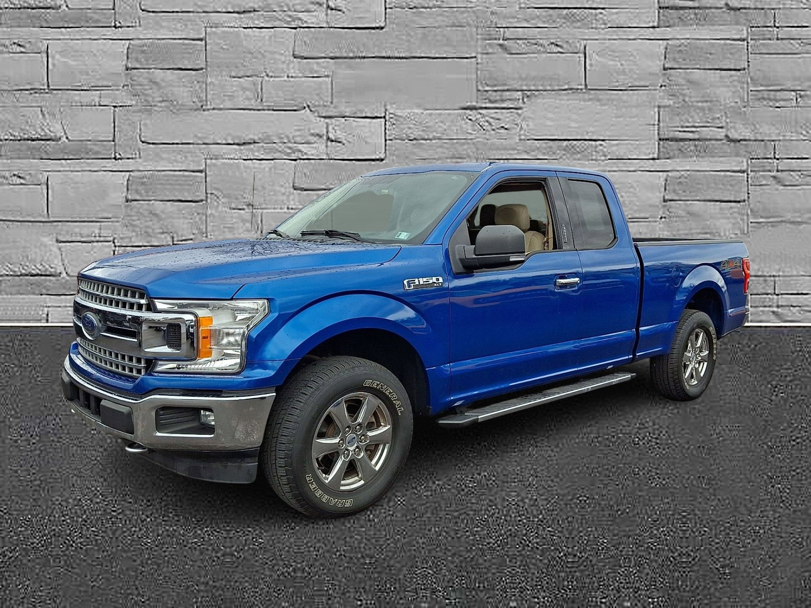 Certified 2018 Ford F150 XLT w/ Equipment Group 302A Luxury AWD/4WD image 5