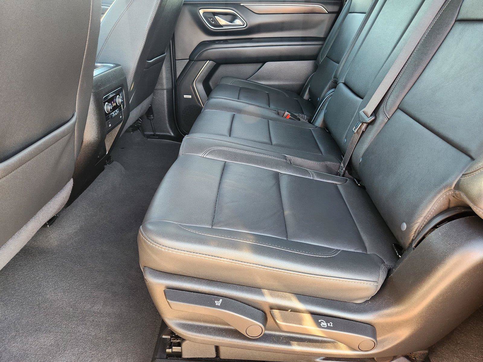 Used 2024 Chevrolet Suburban LT AWD/4WD image 20