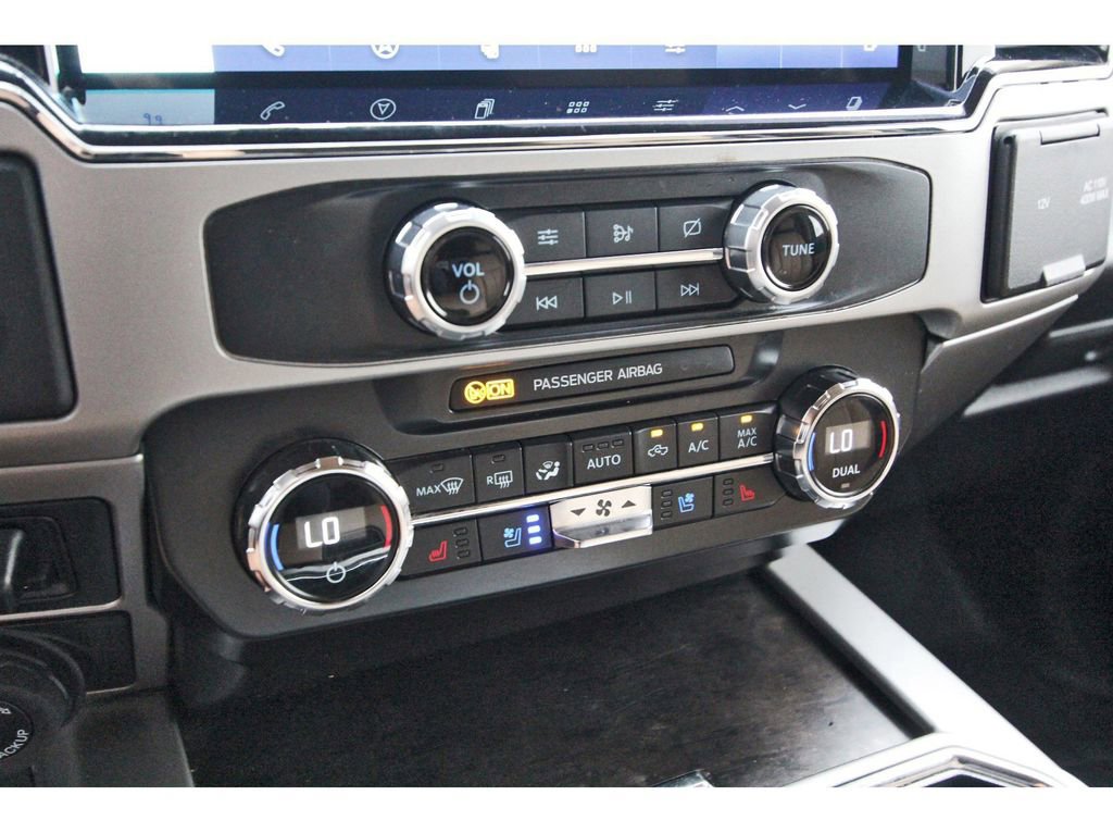 Certified 2022 Ford F250 Lariat w/ Lariat Ultimate Package image 24