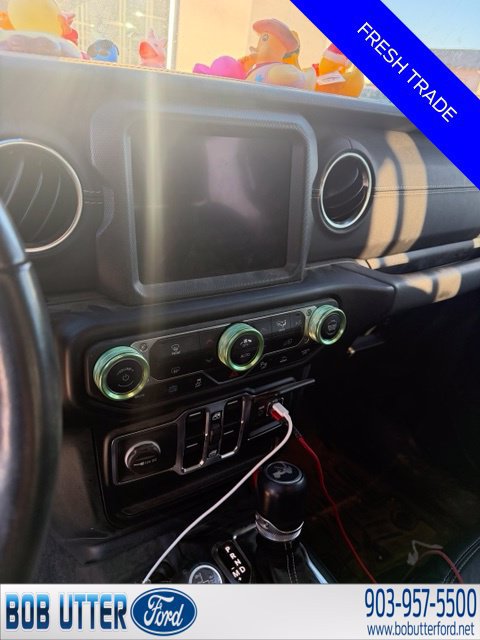 Used 2021 Jeep Wrangler Unlimited Sahara w/ Safety Group AWD/4WD image 6