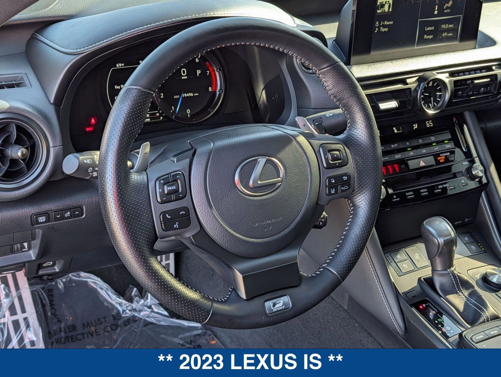 Used 2023 Lexus IS 350 F Sport w/ Memory Package image 19