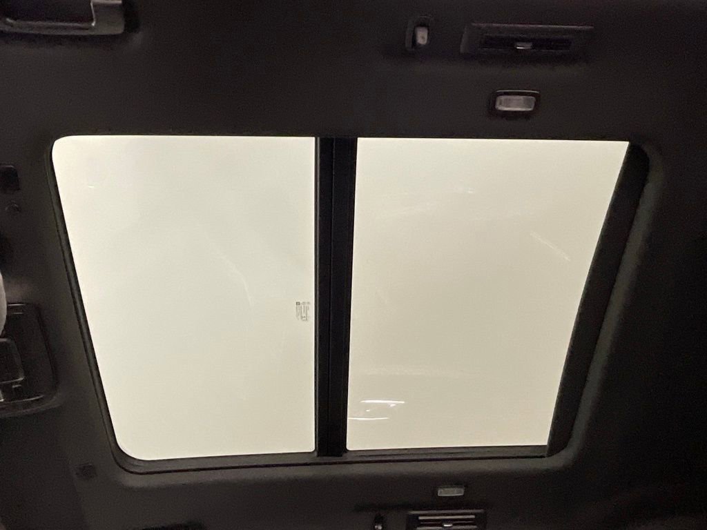 Used 2022 Chevrolet Tahoe Premier image 22