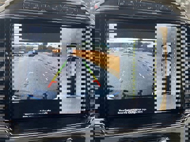 Certified 2022 Ford F350 Lariat w/ Black Appearance Package image 63