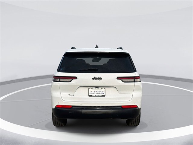 Used 2023 Jeep Grand Cherokee L Laredo image 6