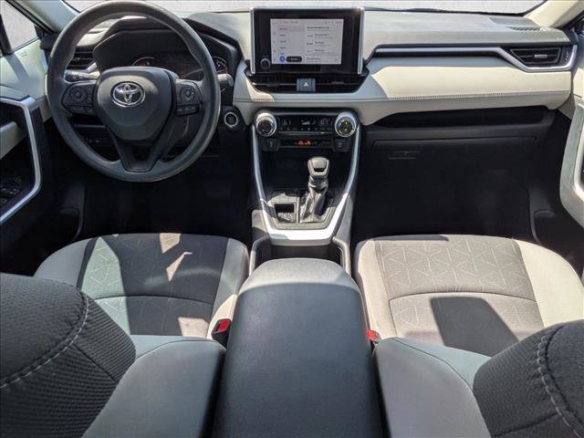 Used 2024 Toyota RAV4 XLE FWD image 17