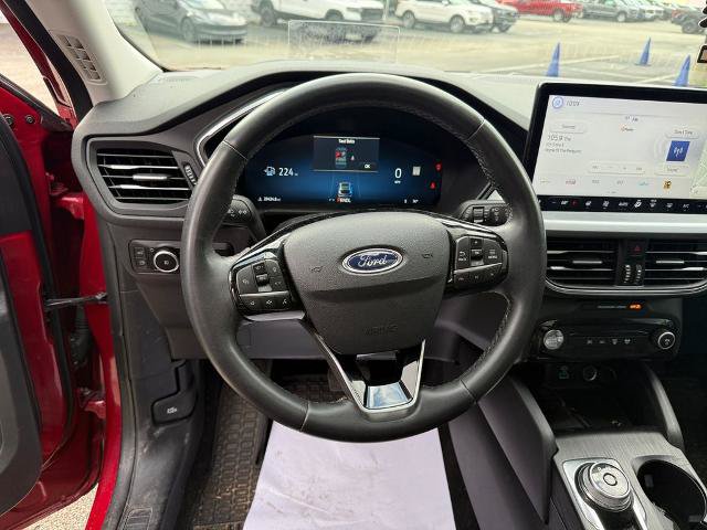 Certified 2023 Ford Escape Platinum w/ Premium Technology Package AWD/4WD image 15