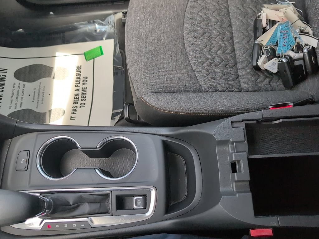 Used 2024 Chevrolet Equinox LT AWD/4WD image 20