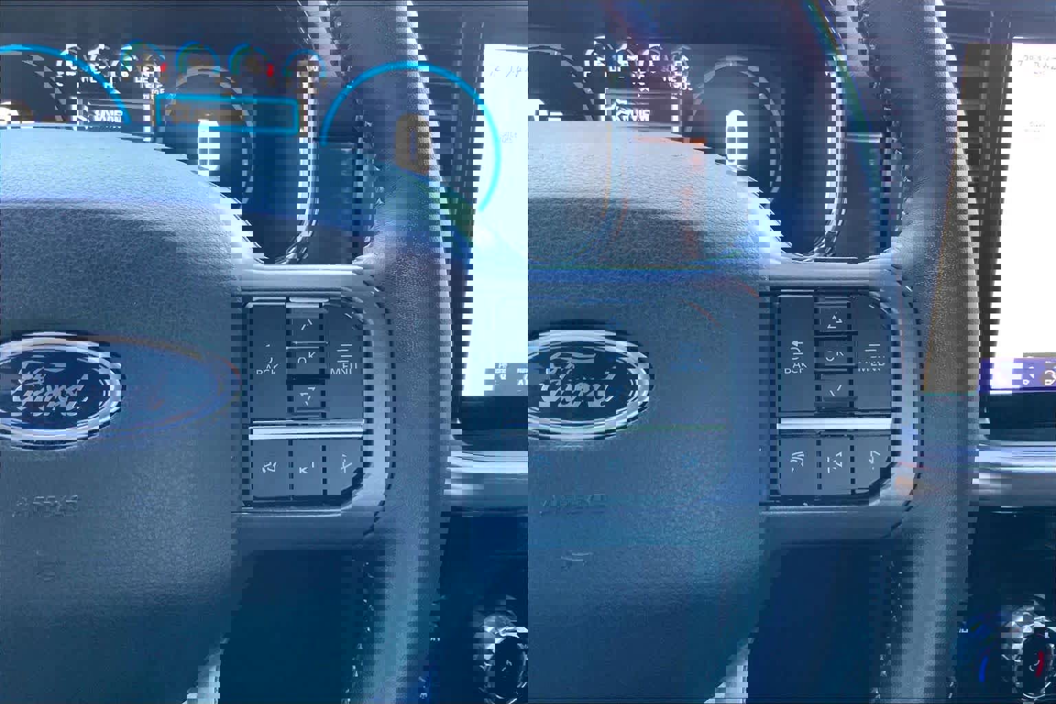 Certified 2023 Ford F150 Lariat w/ Equipment Group 502A High image 25