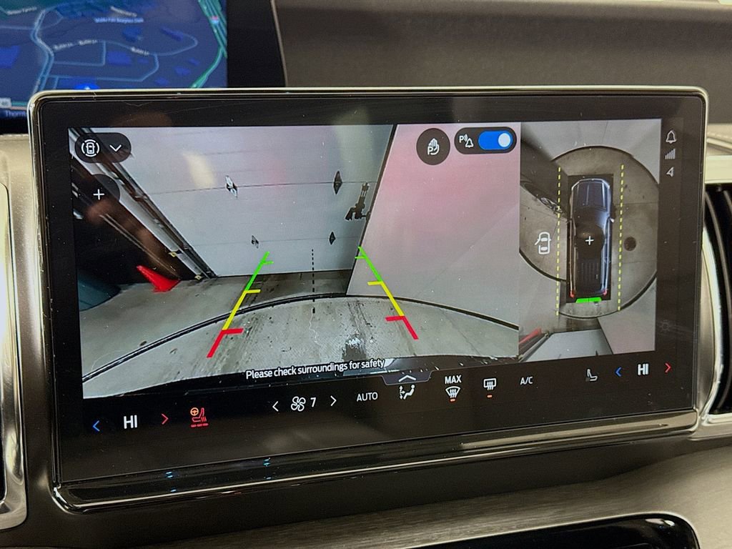 Certified 2025 Ford Expedition Max Platinum w/ Driver's Package image 12