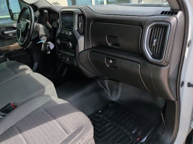 Used 2023 Chevrolet Silverado 3500 LT AWD/4WD image 16