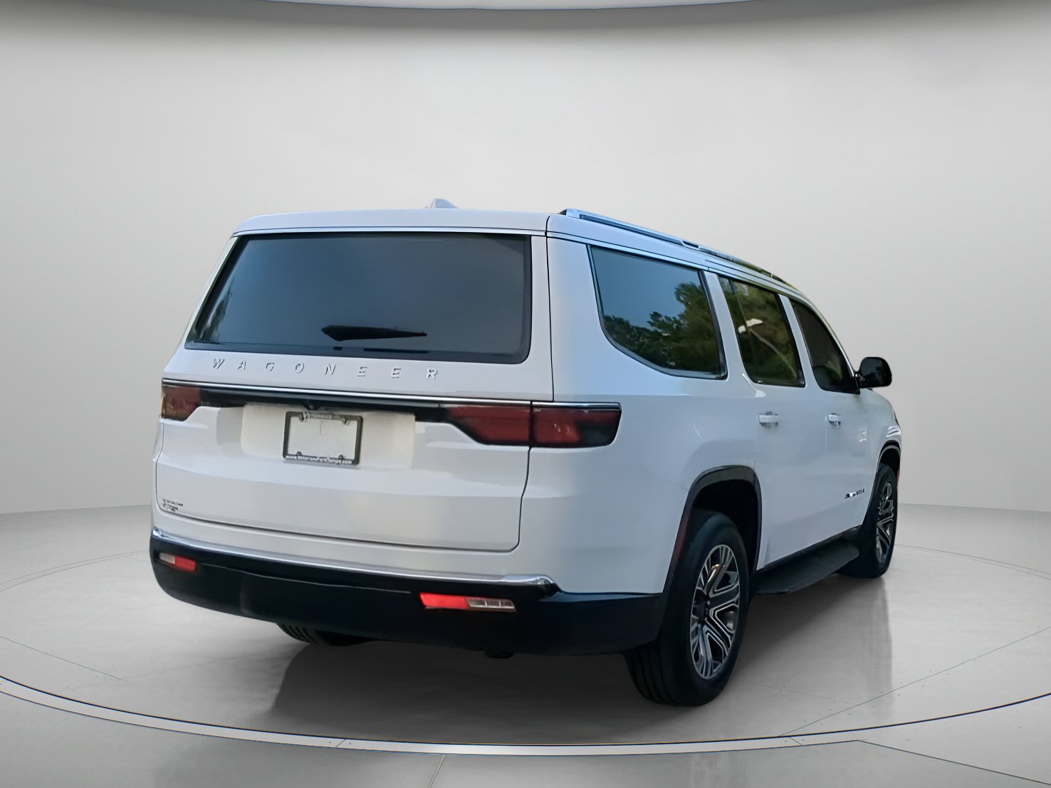 Used 2023 Jeep Wagoneer 4WD w/ Premium Group I image 26