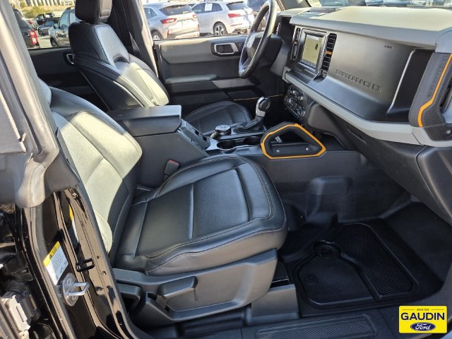 Certified 2022 Ford Bronco Badlands AWD/4WD image 16