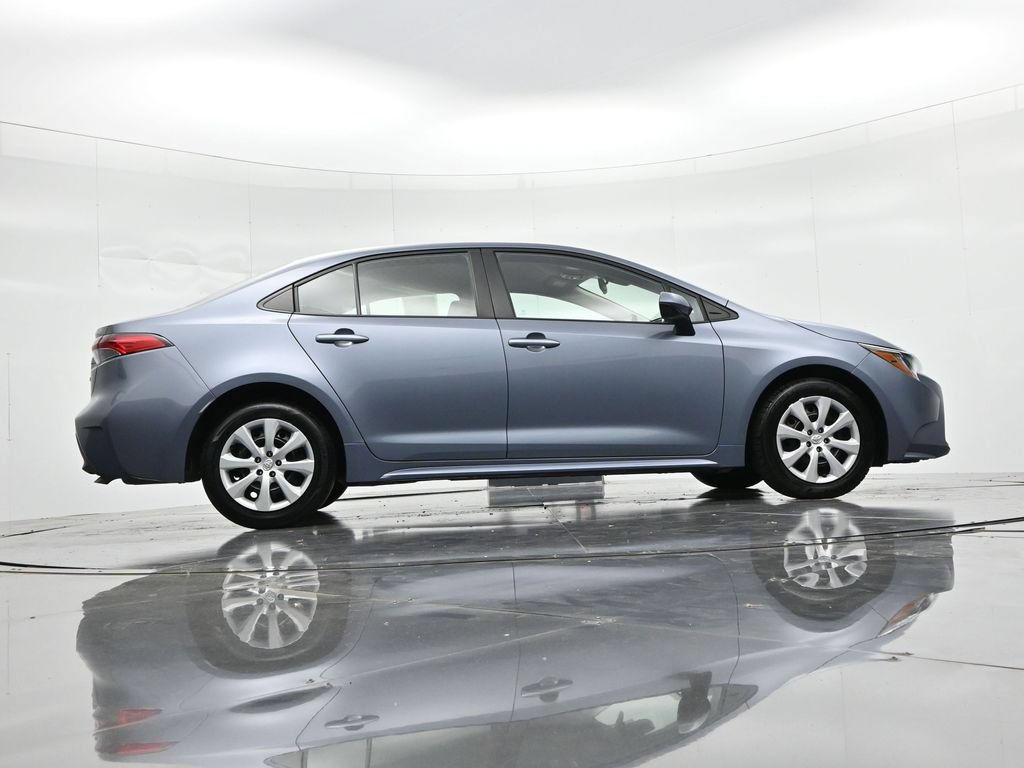 Used 2024 Toyota Corolla LE FWD image 21