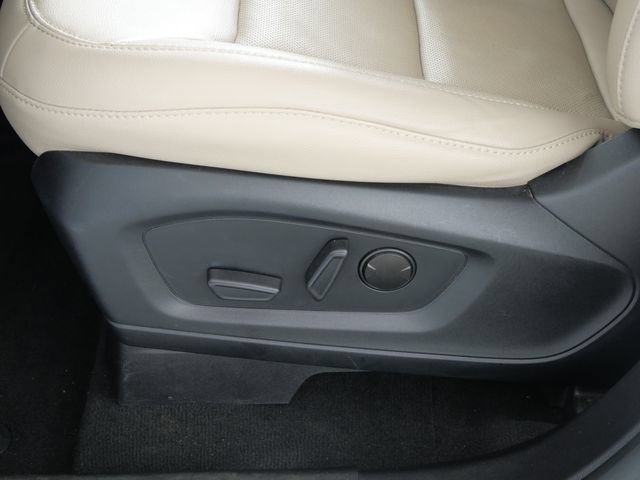 Certified 2022 Ford Explorer Limited w/ Hybrid Equipment Group 310A AWD/4WD image 16