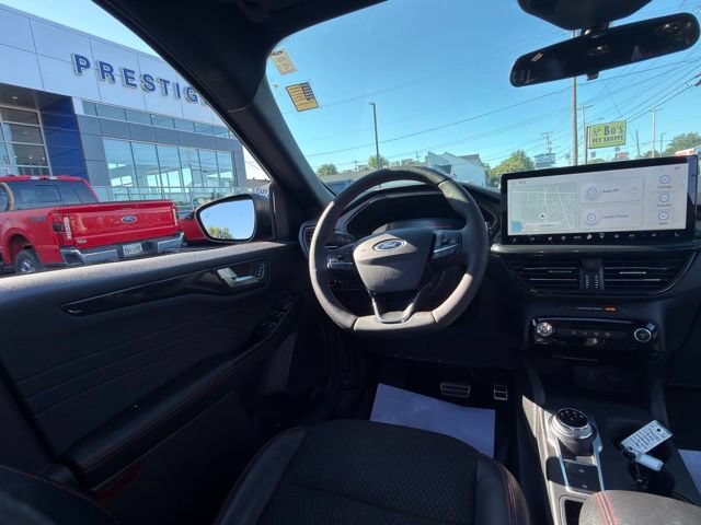 Certified 2023 Ford Escape ST-Line w/ Tech Pack #1 AWD/4WD image 25