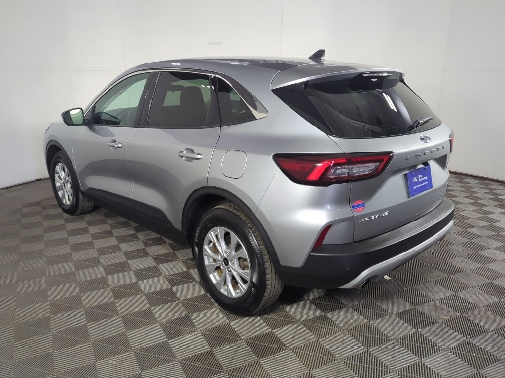 Certified 2023 Ford Escape Active w/ Tech Pack #2 image 2