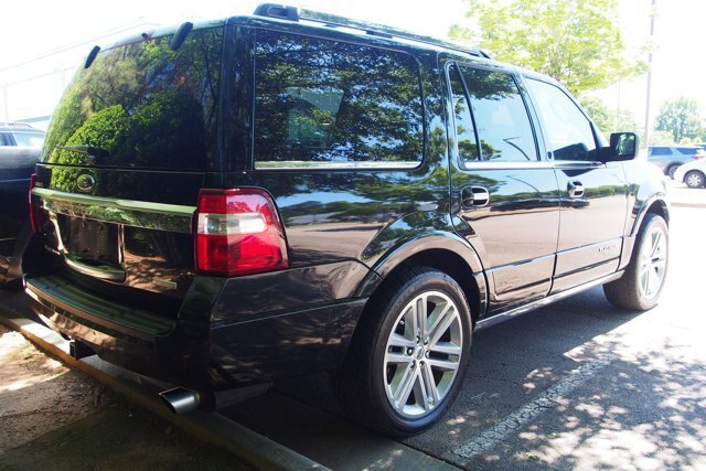 Certified 2017 Ford Expedition Platinum AWD/4WD image 5