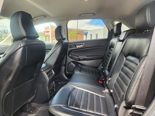 Certified 2022 Ford Edge SEL w/ Convenience Package AWD/4WD image 16