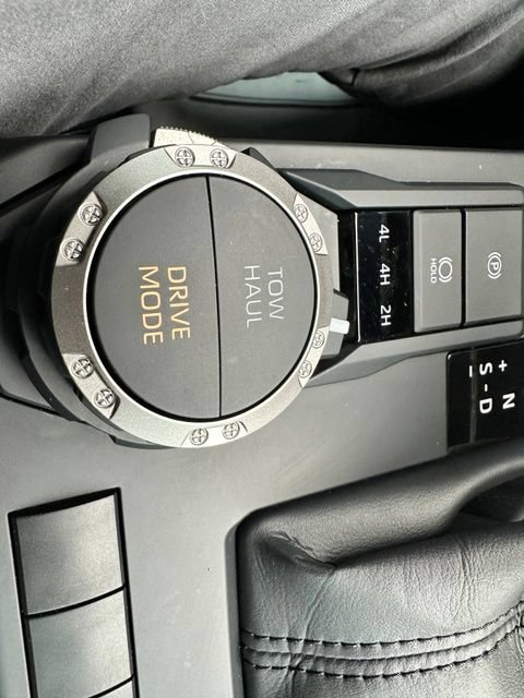 Used 2024 Toyota Tacoma TRD Sport AWD/4WD image 80