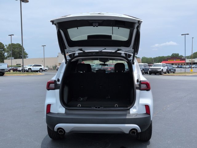 Certified 2023 Ford Escape Active w/ Cold Weather Package FWD image 31