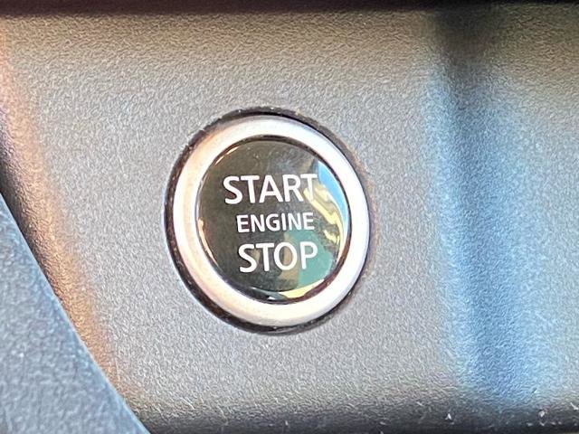 Used 2023 Nissan Rogue SV image 16