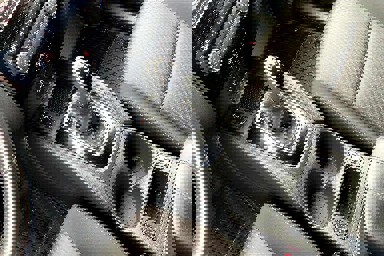 Used 2019 Nissan Rogue SV w/ Premium Package image 15