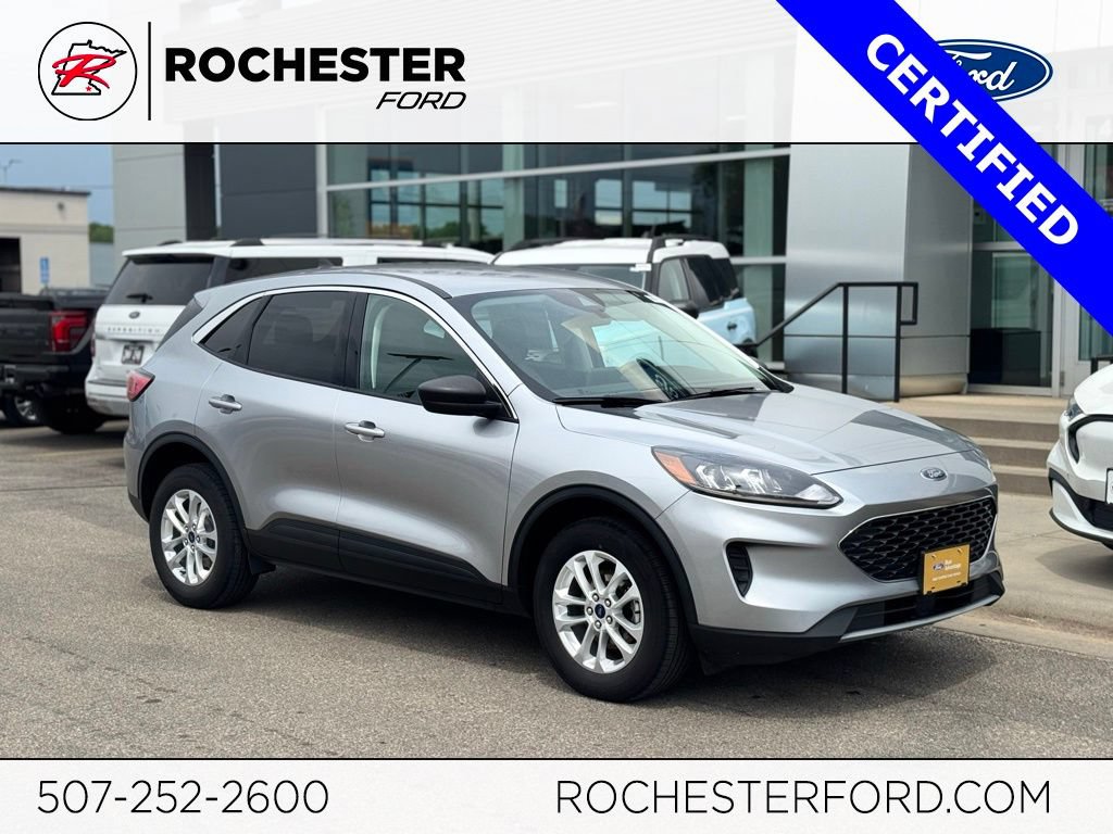 Certified 2022 Ford Escape SE AWD/4WD image 1