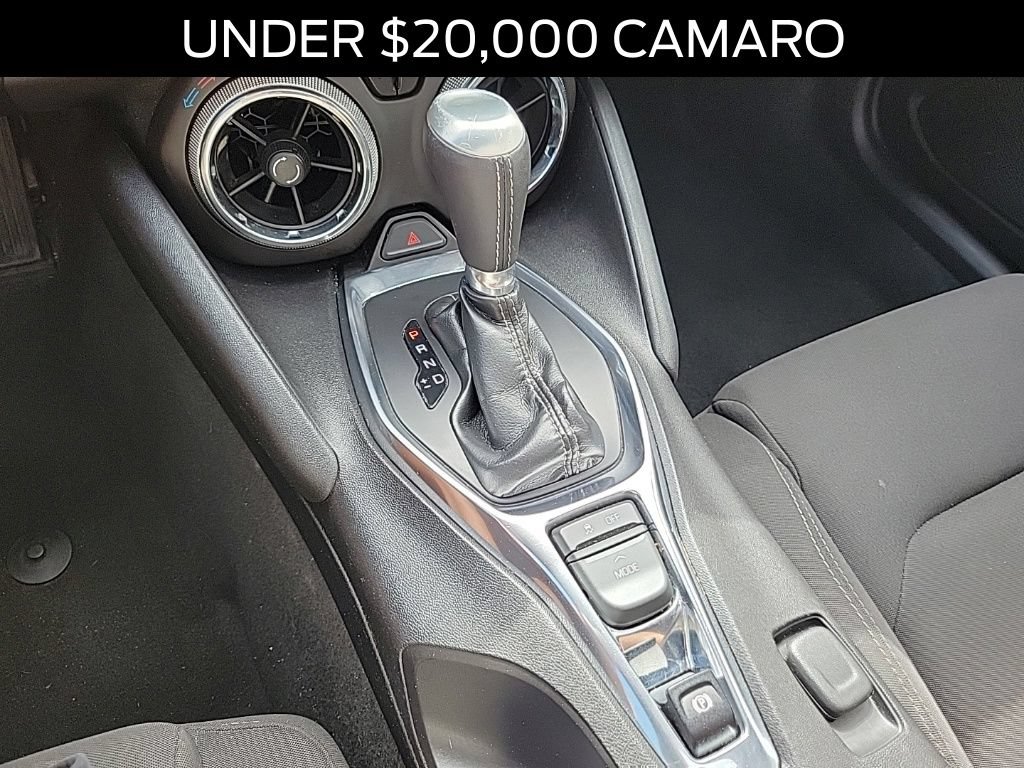 Used 2017 Chevrolet Camaro LT RWD image 27