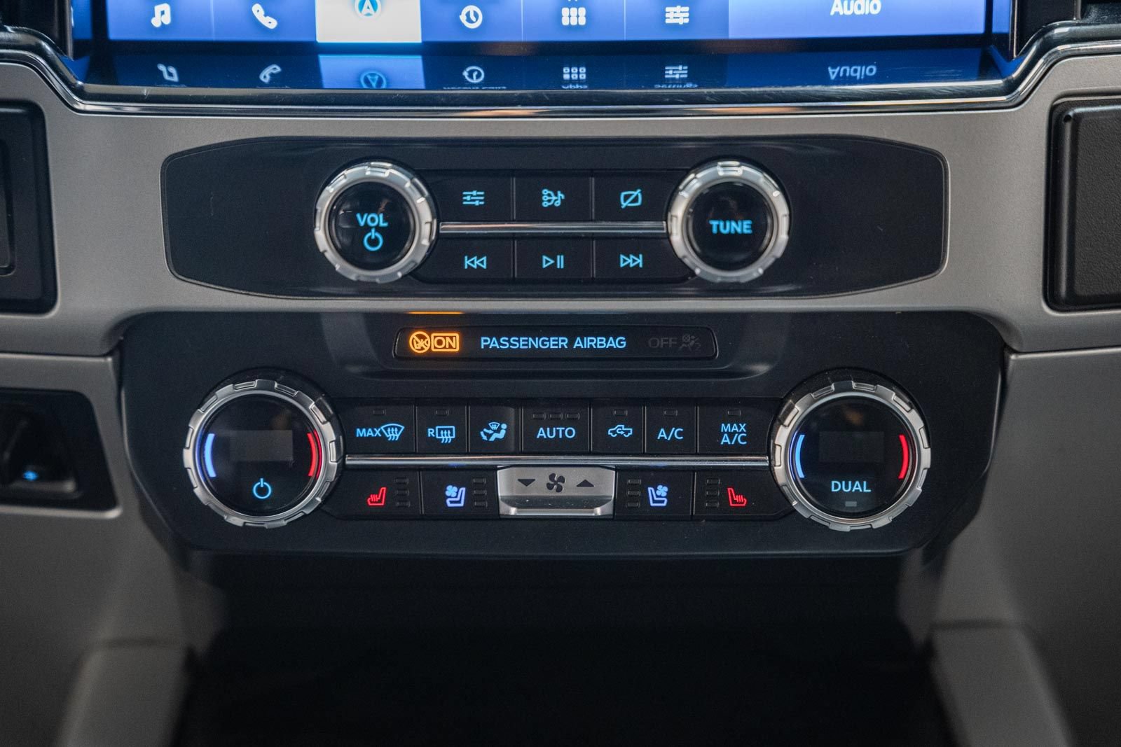 Certified 2022 Ford F250 Lariat w/ Lariat Value Package AWD/4WD image 29