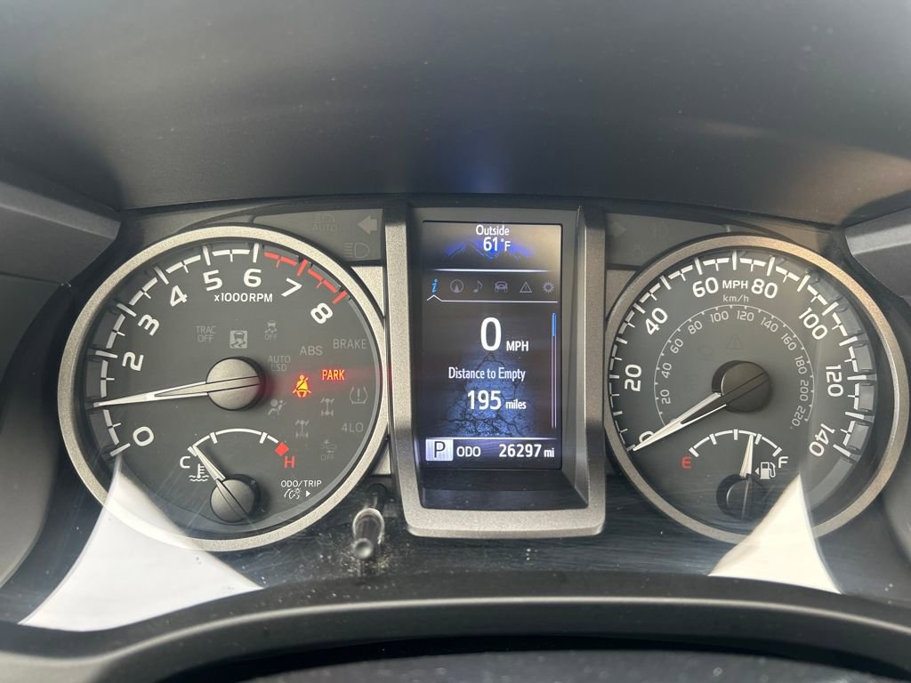 Used 2022 Toyota Tacoma TRD Off-Road image 21