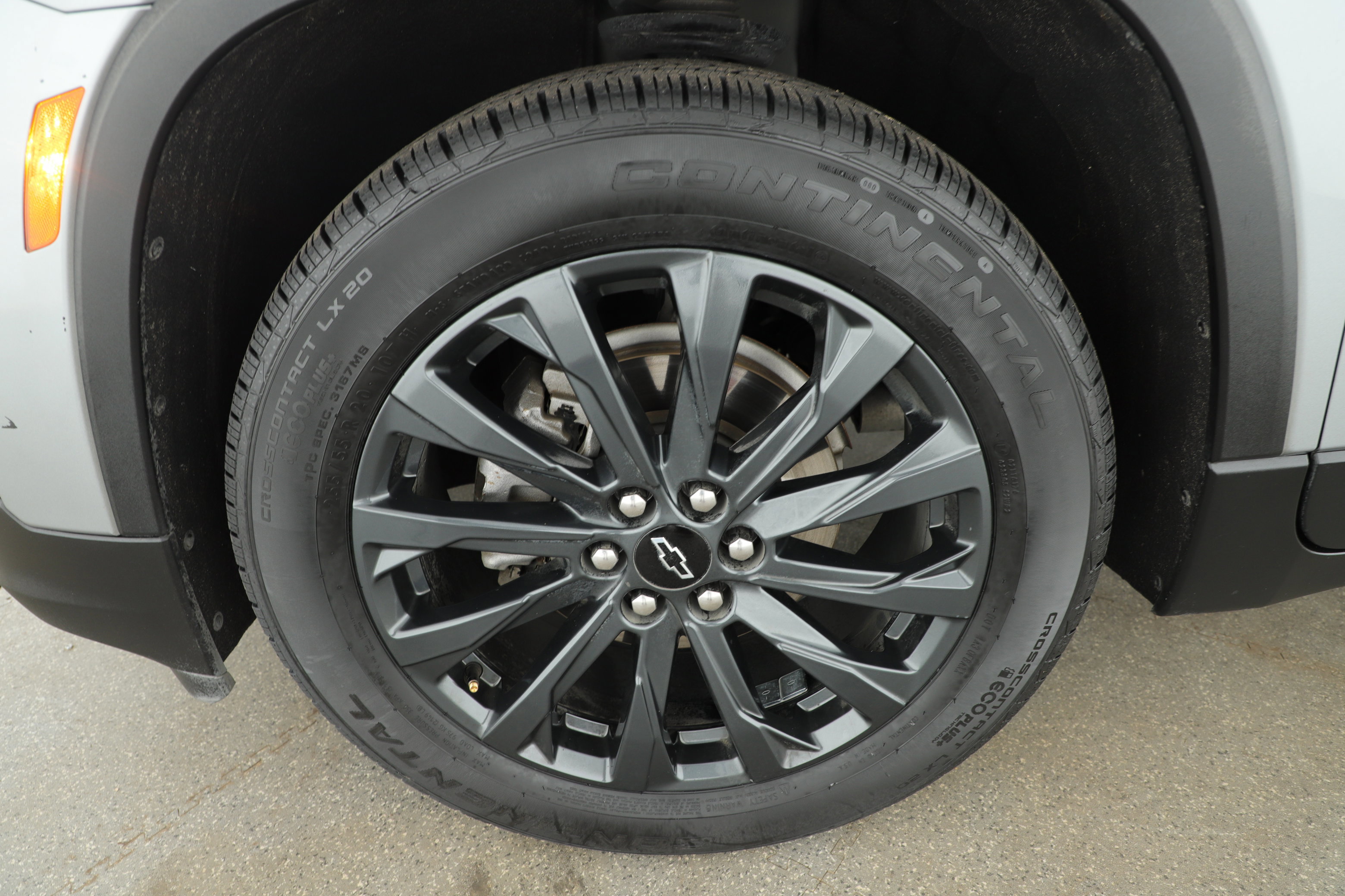 Used 2023 Chevrolet Traverse RS w/ LPO, Floor Liner Package image 8