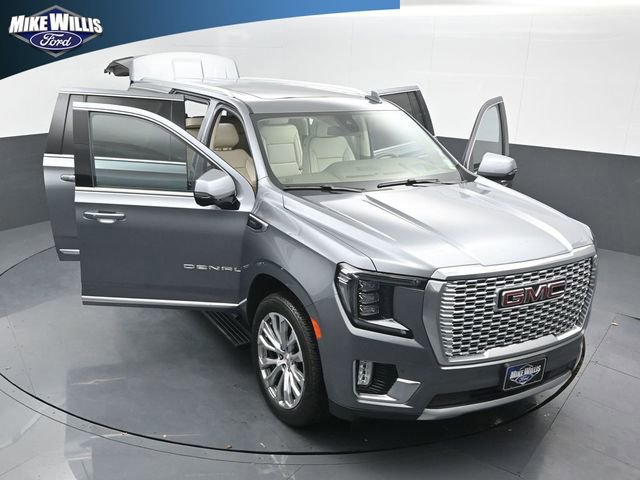 Used 2022 GMC Yukon XL Denali image 25
